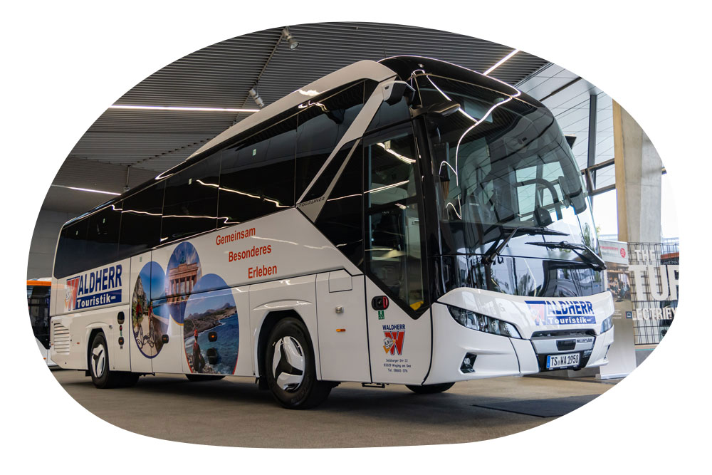 Bus - Waldherr Touristik GmbH aus Waging