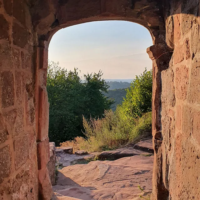 Wandern auf mystischen Pfaden in den Nordvogesen