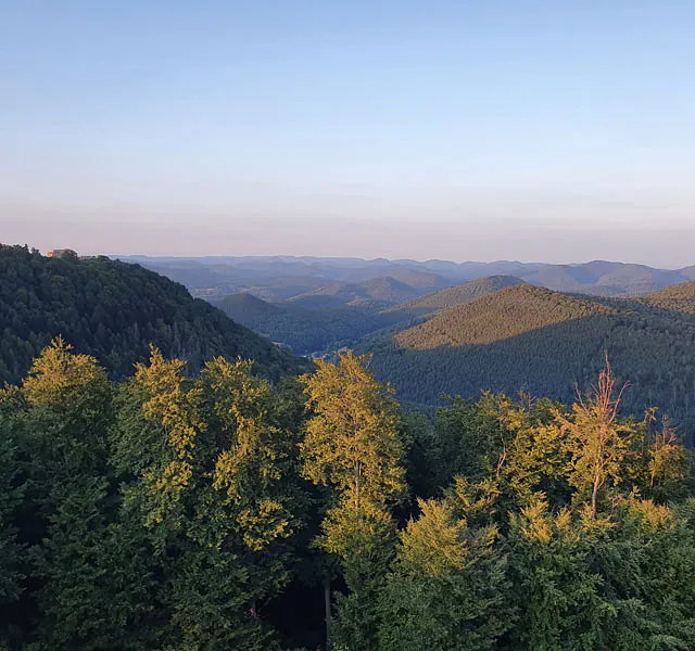 Wandern auf mystischen Pfaden in den Nordvogesen